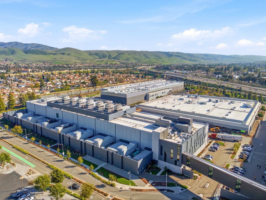 An Equinix data center campus in Silicon Valley