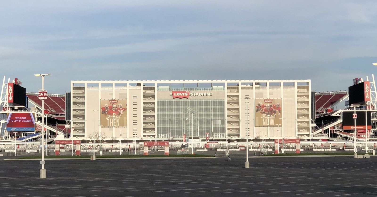 Exterior of Levi's Stadium in Santa Clara under a clear sky