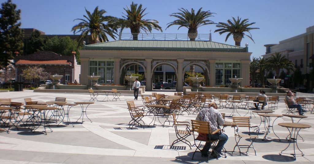 Redwood City’s Measure E, read line by line: a rent rollback, a 5% cap and a fight over who pays